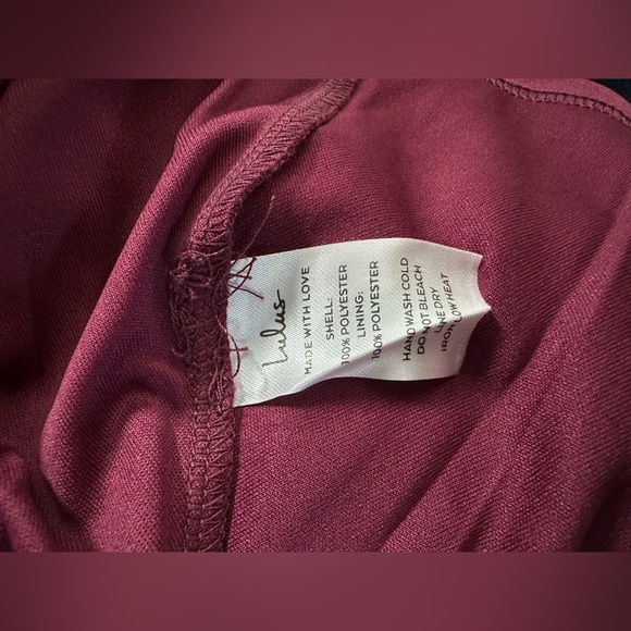 Lulus Burgundy Cross Strap Fit & Flare Dress Size Small NWT - Picture 8 of 9